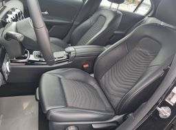 Zunanja slika - Mercedes-Benz A-Razred - A 180 d-Virtual-Led-Navi-Kamera-Usnje-Velik serv - 12 - Predogledna slika