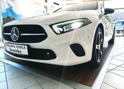 Zunanja slika - Mercedes-Benz A-Razred - 200 URBAN-VLEČNA K.-AMBIENT-360 KAM-MRTVI K.-VIDEO - 1 - Predogledna slika