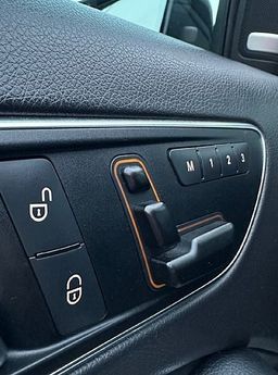 Zunanja slika - Mercedes-Benz A-Razred - A 45 AMG 4MATIC XENON-PANORAMA-KAMERA - 17 - Predogledna slika