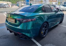 Zunanja slika - Alfa Romeo Giulia - 2.9 V6 Bi-Turbo Quadrifoglio 510hp - HARMAN KARDON - 6 - Predogledna slika