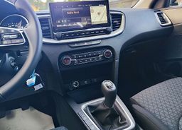 Zunanja slika - KIA Ceed - 1.0 T-GDi LX Champion+ ISG. M T 74 kW - 7 - Predogledna slika