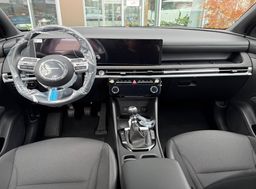 Zunanja slika - Hyundai Tucson - 1.6 T-GDI FL STYLE   BLACK LINE PLUS. WINTER II. - 8 - Predogledna slika