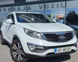 Zunanja slika - KIA Sportage - 2.0 dizel CRDi 135kW Style AWD SLO-VOZILO - 2 - Predogledna slika