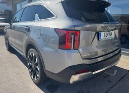 Zunanja slika - KIA Sorento - 2.2 CRDi EX Limited Panor.8DCT AWD 148kW... - 4 - Predogledna slika