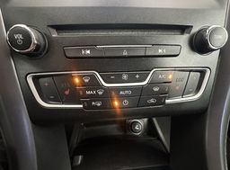 Zunanja slika - Ford Mondeo - Karavan 2.0 TDCi Titanium,NAVI,SAMO 115.OOO KM - 9 - Predogledna slika