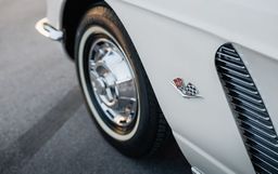 Zunanja slika - Chevrolet Corvette - C1 V8 5.4 atraktivna barvna kombinacija - 9 - Predogledna slika