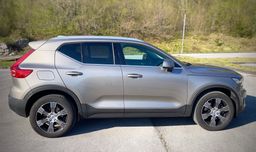 Zunanja slika - Volvo XC40 - B4P AWD Inscription Avt. - 3 - Predogledna slika