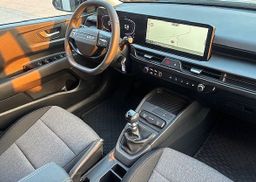 Zunanja slika - KIA Stonic - 1.0 T-GDi 73.6 kW  100 KM  LX Life M T - 10 - Predogledna slika