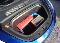 Zunanja slika - Tesla Model Y - LONGRANGE AWD - MOŽNOST POSLOVNEGA NAJEMA - 6 - Predogledna slika