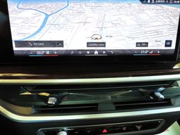 Zunanja slika - BMW serija X7 - X7 xDrive40d M SPORT SKY PANORAMA..... - 15 - Predogledna slika