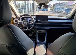 Zunanja slika - Jeep Avenger - 1.2 E-DCT6 MHEV 110 ALTITUDE + ZIMSKI BON - 11 - Predogledna slika