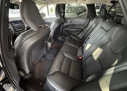 Zunanja slika - Volvo XC60 - B4  D  Plus Dark AT FWD.NAVY.FULL LED.GRETJE SEDEŽ - 10 - Predogledna slika