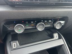 Zunanja slika - Citroën C4 - 1,2 PureTech 130 Feel - 11 - Predogledna slika