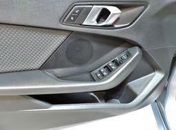 Zunanja slika - BMW Serija 1 - : 116d Avt. LED-KAMERA-NAVI-VIRTUAL-KOT NOV.... - 17 - Predogledna slika