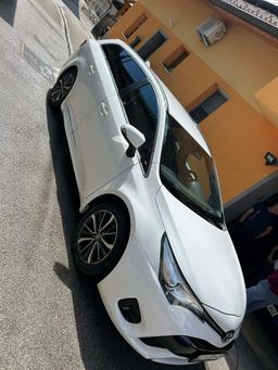 Zunanja slika - Toyota Avensis - Wagon 2,0 D-4D Sol - 3 - Predogledna slika