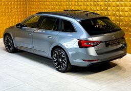 Zunanja slika - Škoda Superb - 2.0 TDI 4X4-MEMORY-GRETJE-Bi XENON - 8 - Predogledna slika