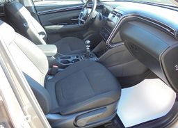 Zunanja slika - Hyundai Tucson - 1.6 T-GDI 150 PREMIUM 2WD°WINTER°1.LASTNIK°SLO°TOP - 10 - Predogledna slika