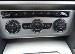 Zunanja slika - VW Passat - Variant 2.0 TDI DSG 4Motion Comfortline 190KM - NAVI - - 14 - Predogledna slika