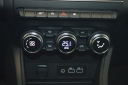 Zunanja slika - Renault Captur - TCe 90 Techno - 10 - Predogledna slika