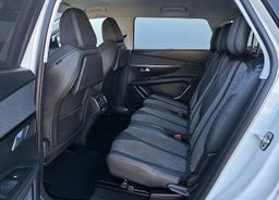 Zunanja slika - Peugeot 5008 - 2.0HDI EAT8 Allure FULLED•BLIS•7-SED•KEYLES•KAMER• - 7 - Predogledna slika