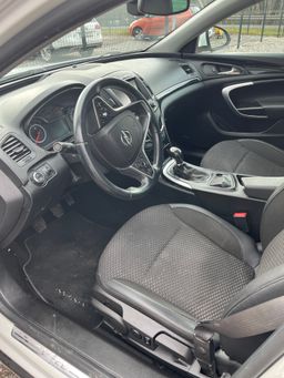 Notranja slika - Opel Insignia - 2,0 CDTI Cosmo - 4 - Predogledna slika