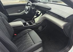 Zunanja slika - Ford Capri - 77 kWh 210 kW  286 KM  samodejni zadnji - 8 - Predogledna slika