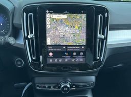 Zunanja slika - Volvo XC40 - B3 P Core AT DCT... - 17 - Predogledna slika