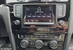 Zunanja slika - VW Golf - 2.0 TDI-HIGHLINE-ACC-SAMOPARKIRANJE-PDC-ODLIČEN - 13 - Predogledna slika