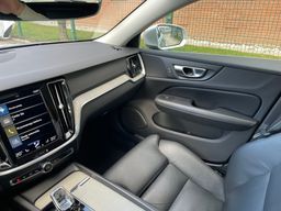 Notranja slika - Volvo V60 - B4D Inscription Avt. - 11 - Predogledna slika