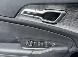 Zunanja slika - KIA Sportage - 1.6 T-GDI MHEV LX Fresh ISG DCT - 13 - Predogledna slika