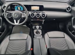 Zunanja slika - Mercedes-Benz A-Razred - A 180 d-Virtual-Led-Navi-Kamera-Usnje-Velik serv - 10 - Predogledna slika