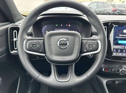 Zunanja slika - Volvo XC40 - B3 P Core AT DCT - 13 - Predogledna slika