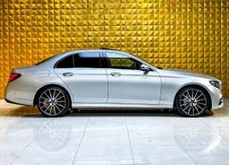 Zunanja slika - Mercedes-Benz E-Razred - E220d AMG LINE-ZRAČNO-SIBEDAH-HLAJENJE-KAMERA... - 12 - Predogledna slika