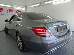 Zunanja slika - Mercedes-Benz E-Razred - E 300 2.0 143kW 9G.NEMŠKI.KAMERA.ACC.USNJE - 20 - Predogledna slika