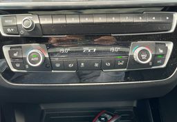 Zunanja slika - BMW Serija 1 - : 116d Sport Line AVT. LED. PANO. 2X PDC. TEMPOM. - 3 - Predogledna slika