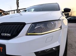 Zunanja slika - Škoda Octavia - 2.0 TDI RS AUT. ACC LED XENON F1 NAVI ALU 19 - 10 - Predogledna slika