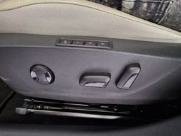 Notranja slika - Škoda Octavia - First Edition 2.0 TDI 110kW.NEMŠKA.USNJE.NAVI.LED - 30 - Predogledna slika