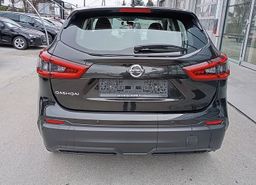 Zunanja slika - Nissan Qashqai - 1.3 DIG-T 140Hp vozilo od 1.LASTNIKA - 4 - Predogledna slika