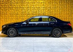 Zunanja slika - Mercedes-Benz E-Razred - E 220d KAMERA-AMBI-BURMESTER-GRETJE-F1... - 6 - Predogledna slika