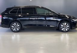 Zunanja slika - VW Golf - Variant 1.LASTNIK-VIRTUAL-NAVIGACIJA-RADAR-LED-LANE-ALU - 4 - Predogledna slika