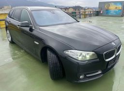 Zunanja slika - BMW Serija 5 - Touring: 520d 140 KW BI-XSENON.NAVI.USNJE.PDC S+Z - 2 - Predogledna slika
