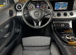 Zunanja slika - Mercedes-Benz E-Razred - AMG E220d LED-NAVI.-KAMERA-F1-TEMP. - 40 - Predogledna slika