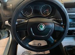 Zunanja slika - Škoda Octavia - Combi 1.6 CR TDI DPF Active - 17 - Predogledna slika