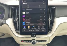 Zunanja slika - Volvo XC60 - T8 AWD Recharge Twin Engine Ultra Dark Avt - 15 - Predogledna slika