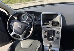 Zunanja slika - Volvo XC60 - DRIVe FWD MOMENTUM REDNO SERVISIRAN... - 10 - Predogledna slika