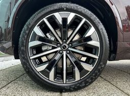 Zunanja slika - Volvo XC90 - B5 AWD Ultra Bright Avt. 7s AT AWD - 8 - Predogledna slika