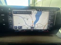 Zunanja slika - BMW Serija 2 - Active Tourer: 225e xDrive .LED.KAMERA.USNJE-90KM DOSEG - 9 - Predogledna slika