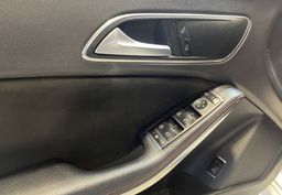 Zunanja slika - Mercedes-Benz CLA-Razred - CLA-180-AMG LINE-TEMPOMAT-KAMERA-2XPDC-ALU-LED - 13 - Predogledna slika