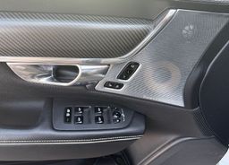 Zunanja slika - Volvo V90 - D5 AWD R-Design Carbon POLESTAR BOWERS WILKINS - 12 - Predogledna slika