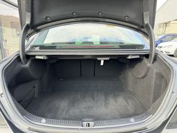 Zunanja slika - Mercedes-Benz E-Razred - E 220 d •VIRTUAL•DAB•TEMP•LIVE TRAFFIC - 10 - Predogledna slika